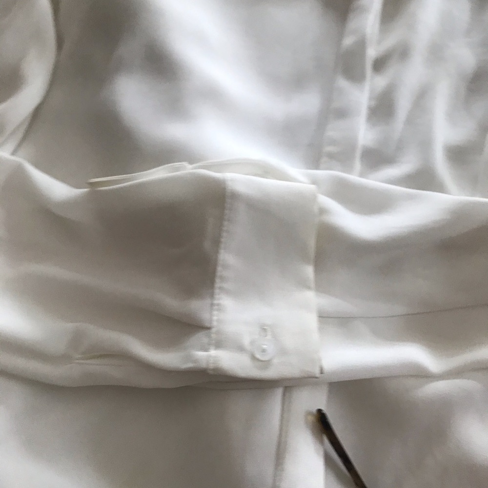 Lumiere cold shoulder blouse - Picture 11 of 11